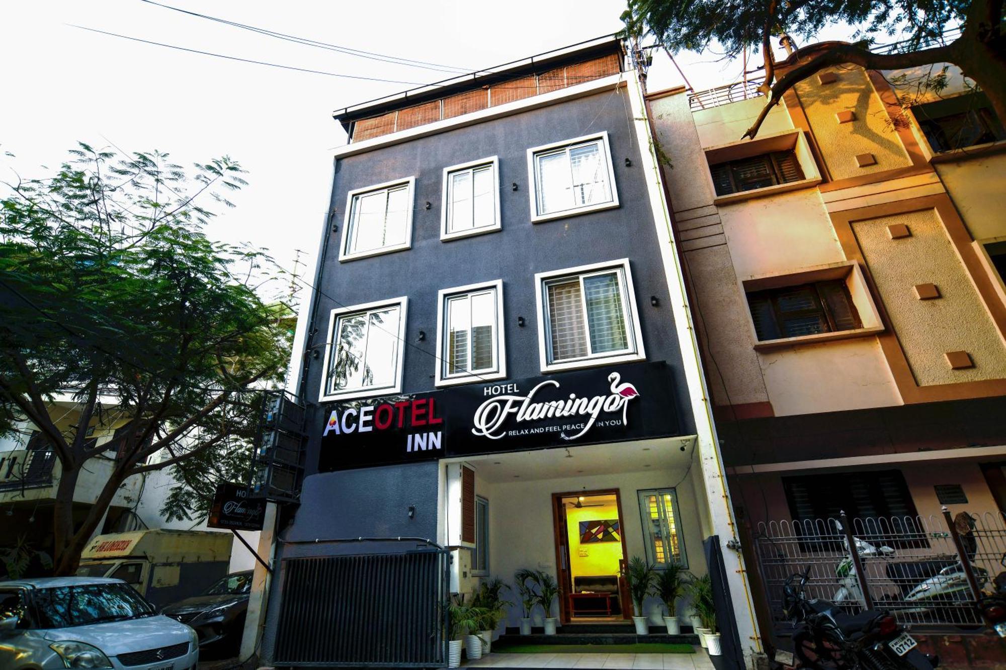 Aceotel Inn Flamingo Indore Esterno foto