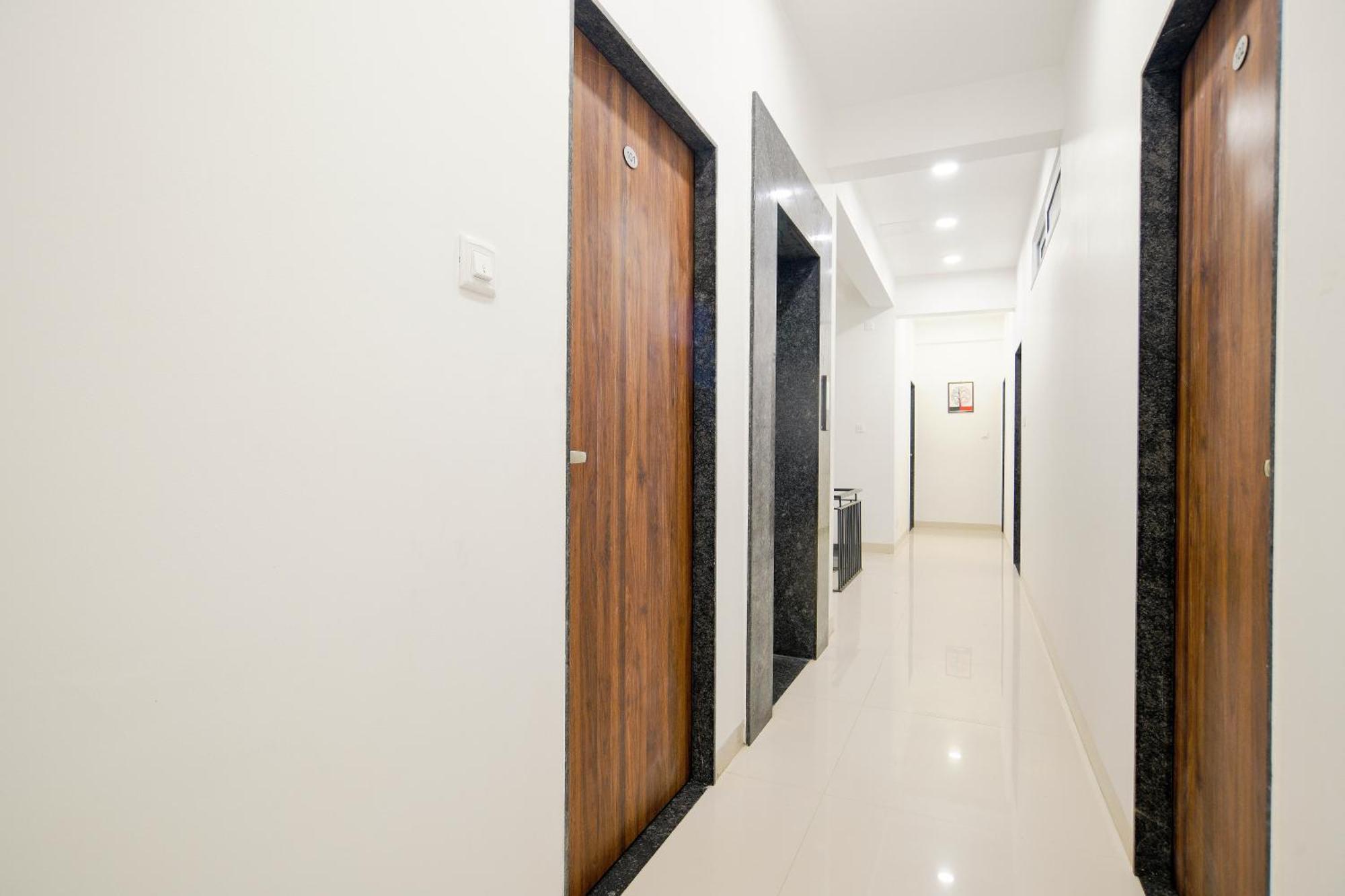 Aceotel Inn Flamingo Indore Esterno foto