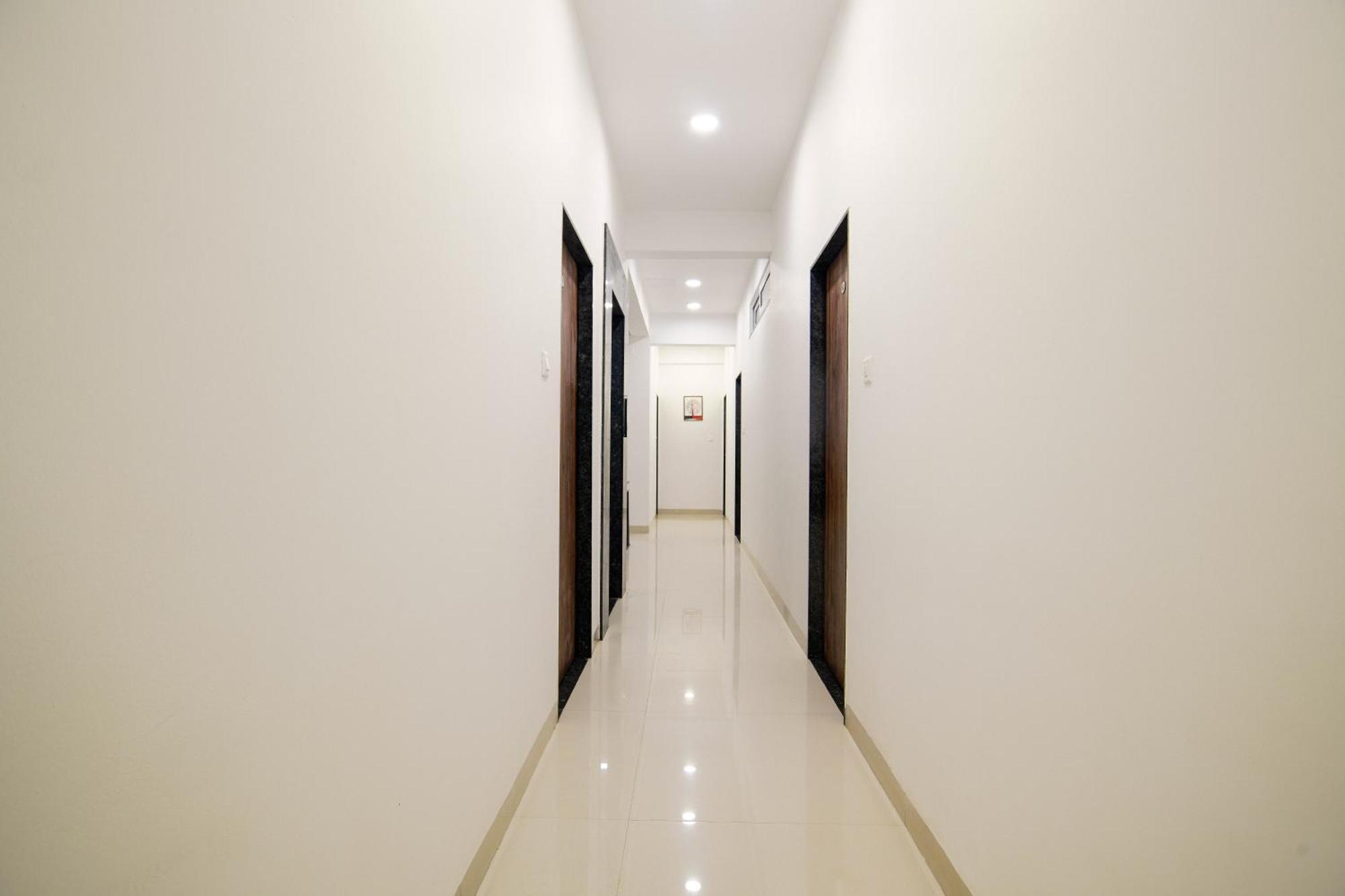 Aceotel Inn Flamingo Indore Esterno foto