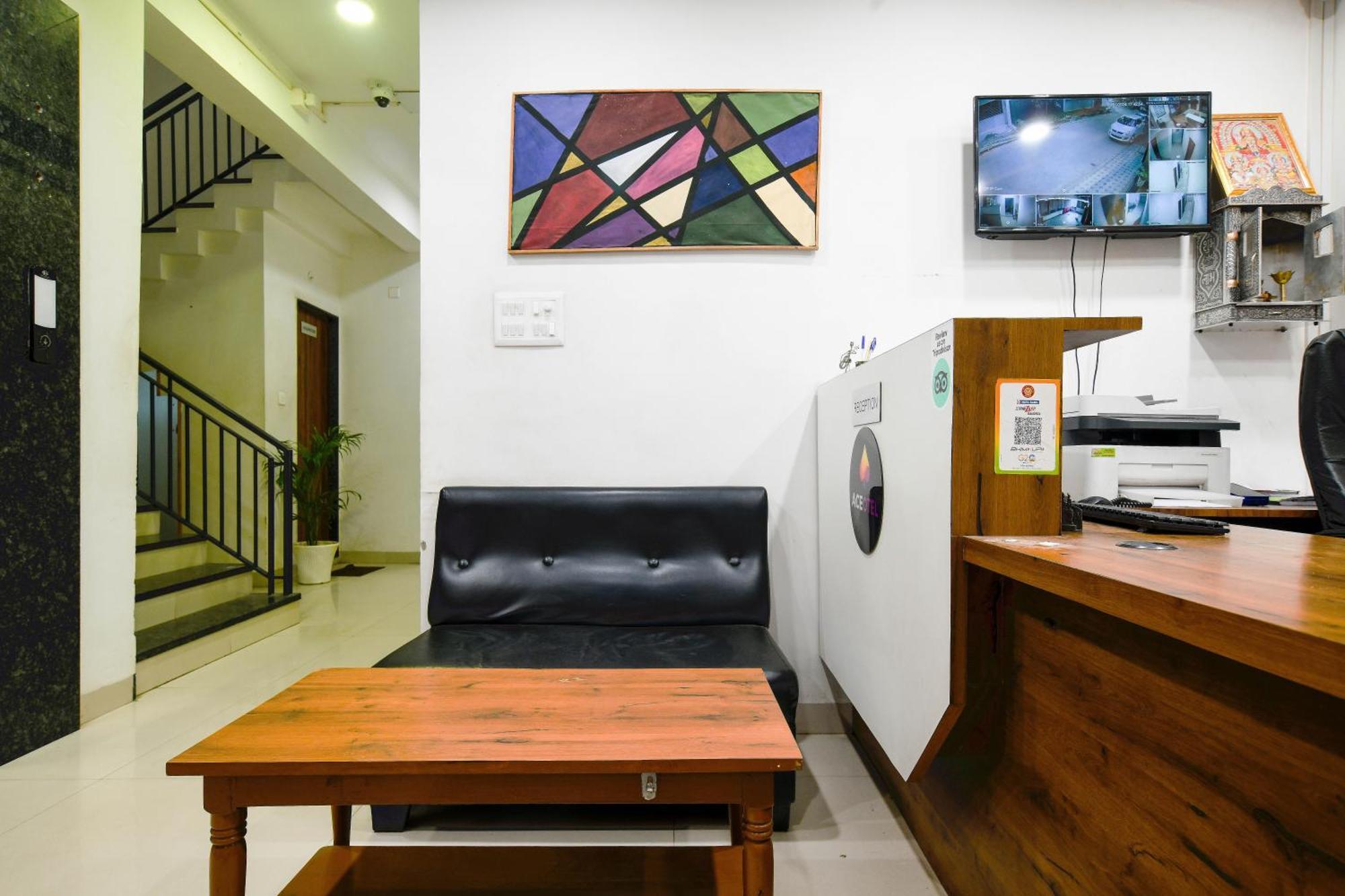 Aceotel Inn Flamingo Indore Esterno foto